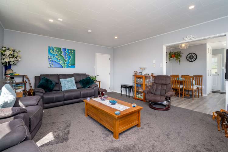 99a Easther Crescent Kew_5