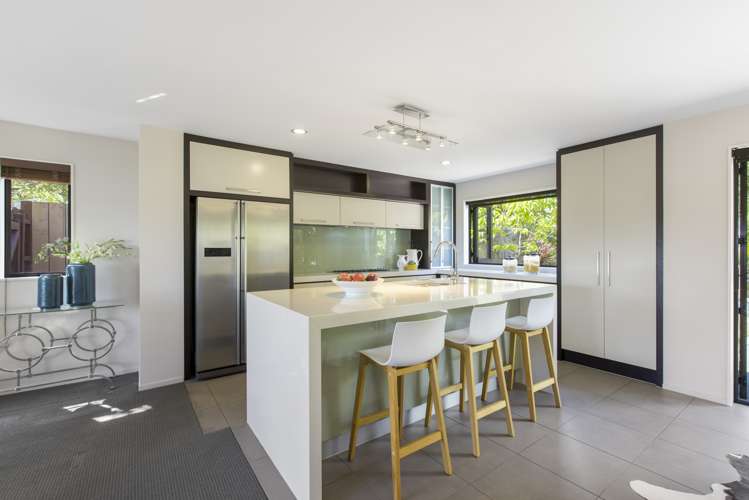 100a Fisher Parade Sunnyhills_25