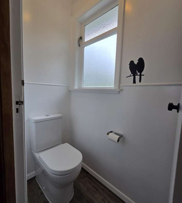 8A Devon Place Cannons Creek_15