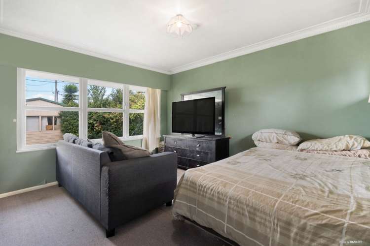 24 Rollerson Street Papakura_8