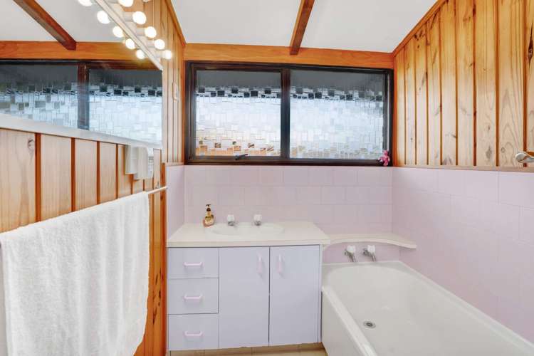 44 Brennan Place Opunake_11