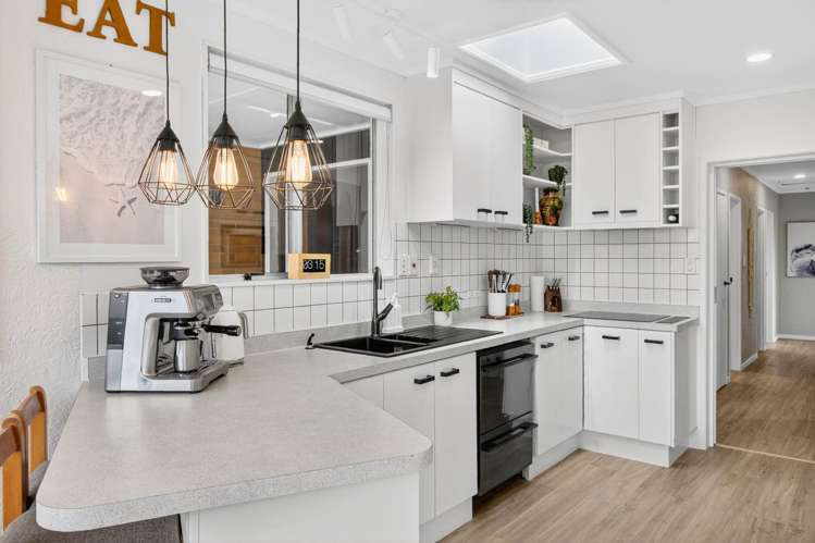 7 Tyrian Close Half Moon Bay_5