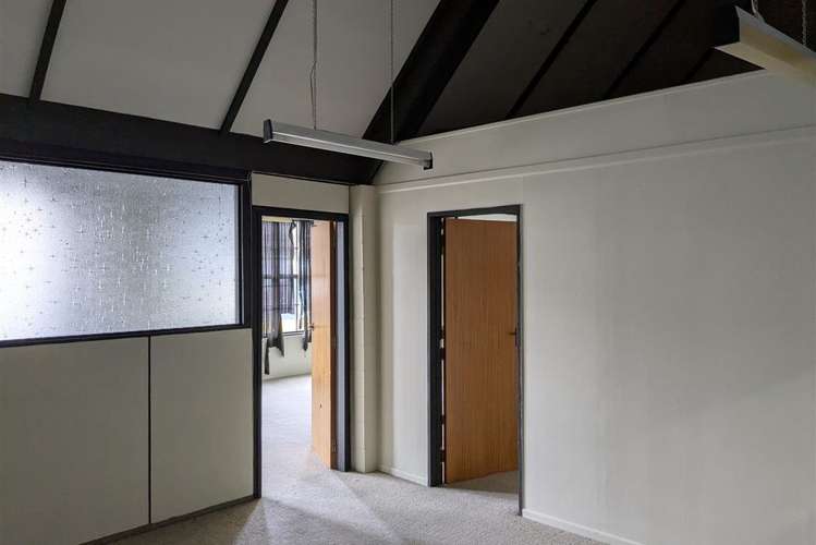 4 Princes  Street/cnr Main Street. Upper Hutt_11