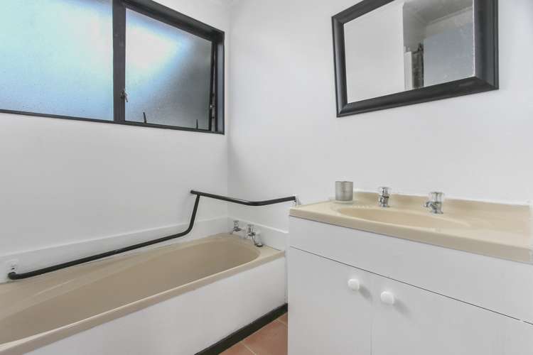 17 Jodie Place Flat Bush_10