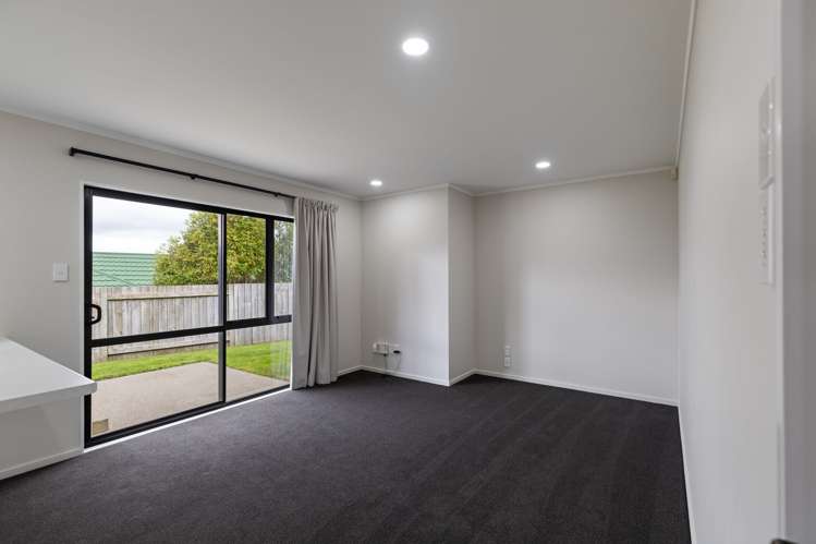 21 Logan Way Kelvin Grove_6