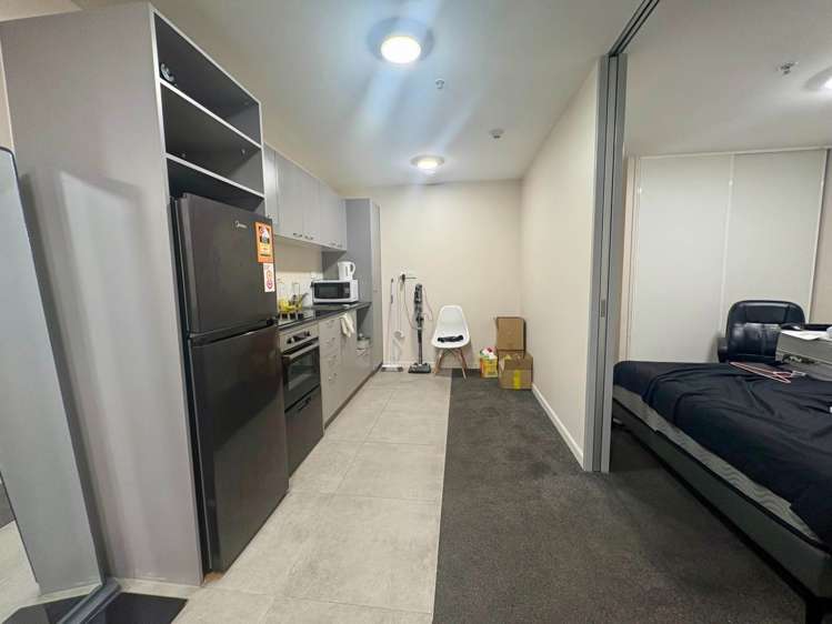 215/135 Hobson Street City Centre_3