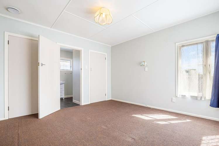 255 Te Atatu Road Te Atatu South_9