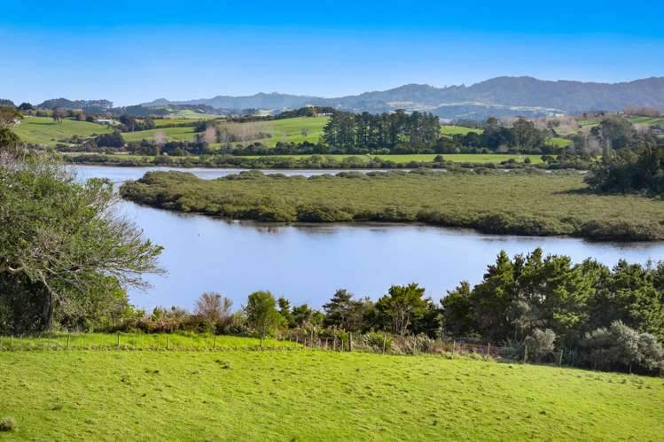 2/399 Whitmore Road_4