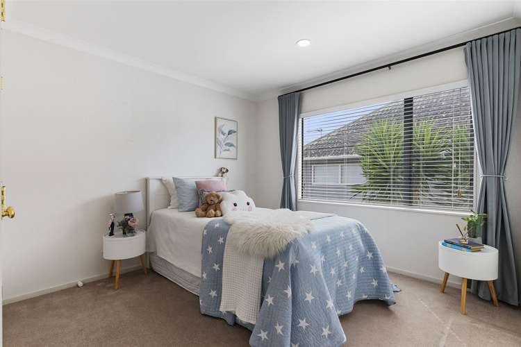 22 The Esplanade Eastern Beach_18