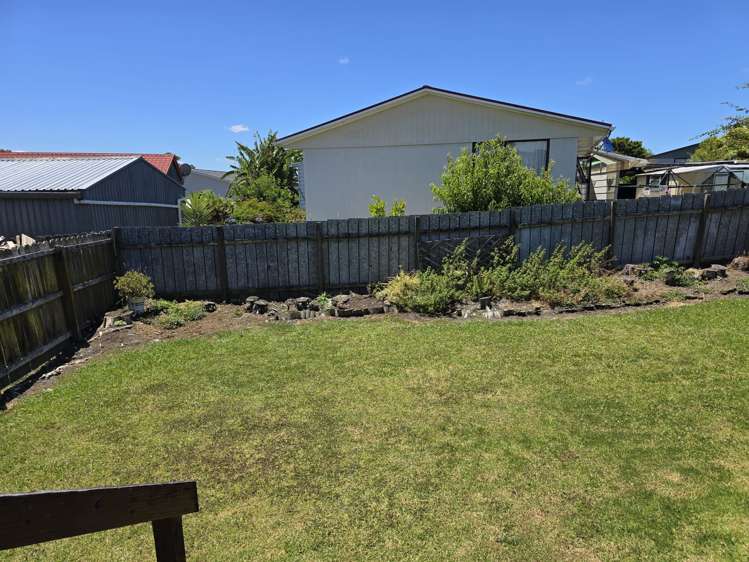 1/15 Starforth Place Henderson_4