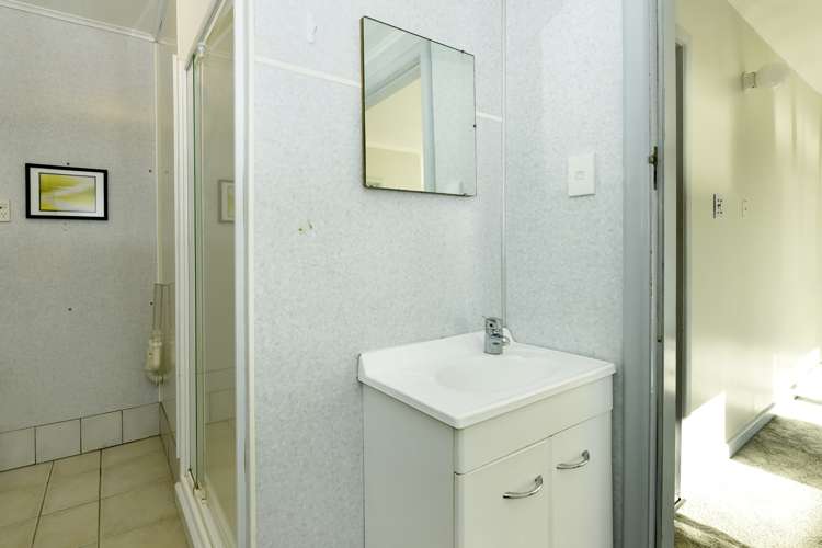 1 Moncrieff Avenue Britannia Heights_19