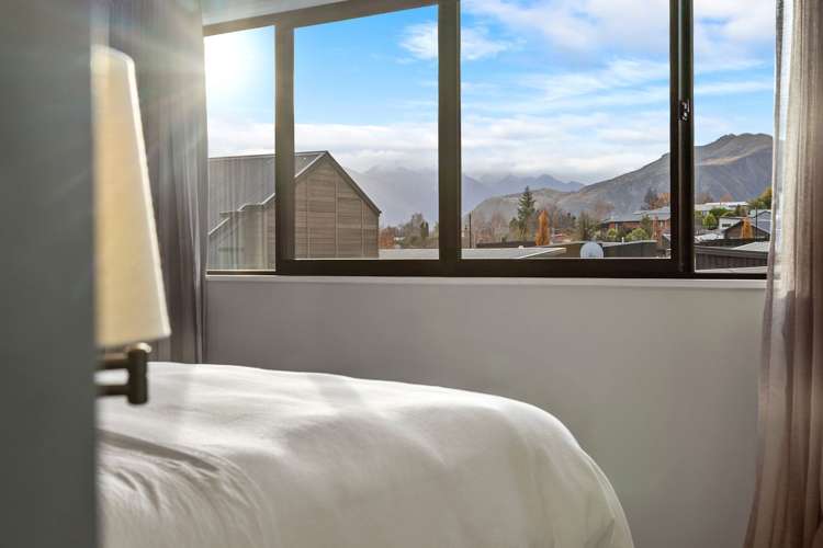 7 Kamahi Street Wanaka_11