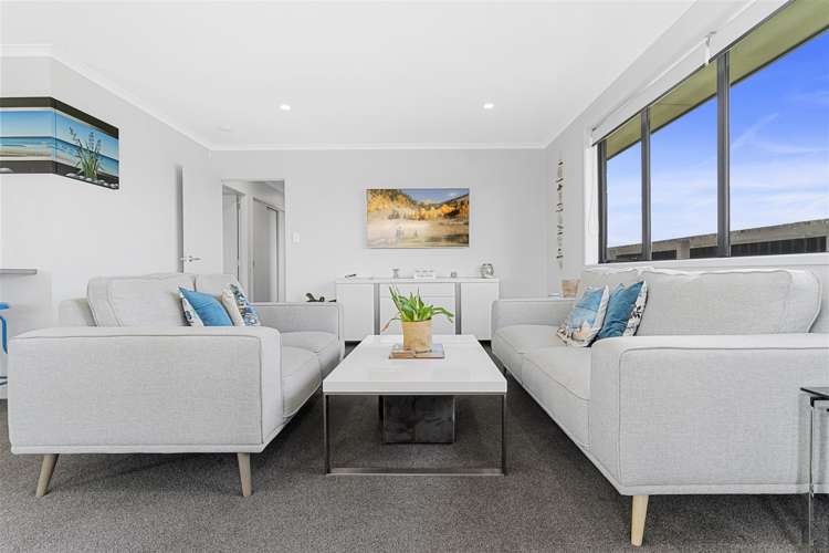 32 Te Hare Piahana Way Papamoa_3