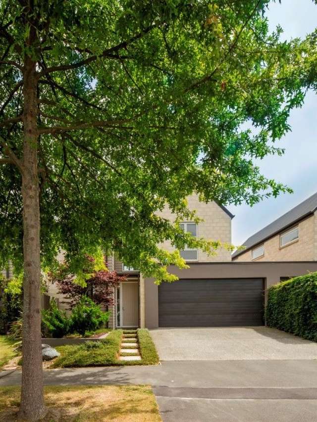 15a Pavilion Crescent Hillmorton_1