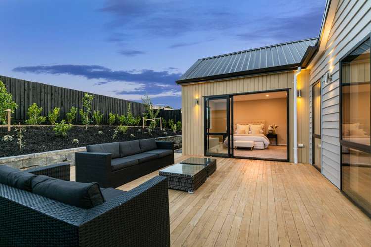 48 Paparahi Place Wainui_2