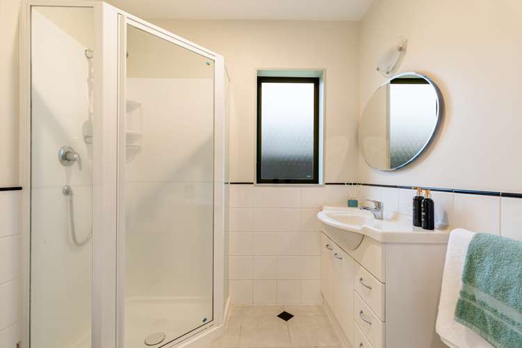 6b Vardon Road Green Bay_12