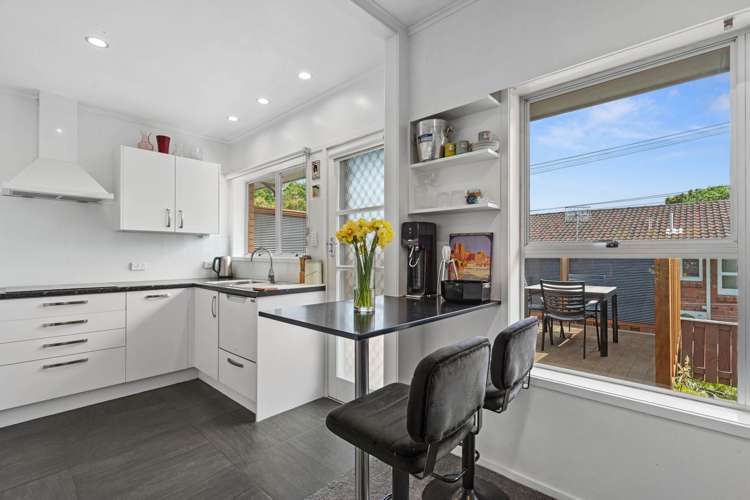 2/9 Roberts Avenue Bayswater_8