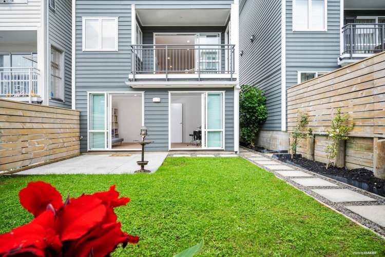 5 Manawatere Way Flat Bush_16