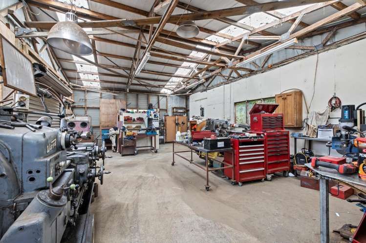 2160 Awhitu Road Pollok_14