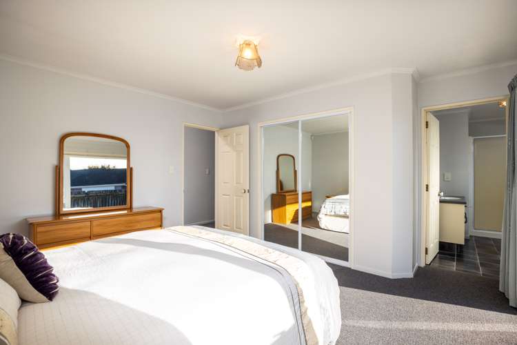 3a Kinross Drive Merrilands_10