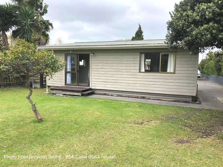 95 & 95A Canal Road Avondale_10