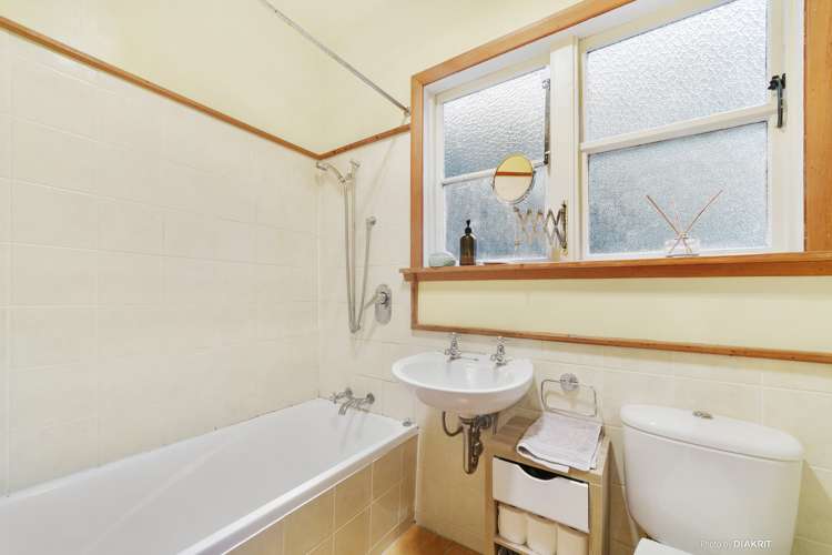 11 Leveson Street Strathmore Park_11