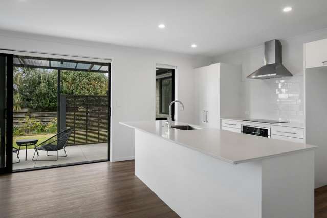 2/10D Clive Road Katikati_2