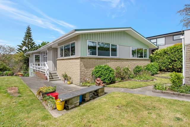 26 Cranwell Street Churton Park_1