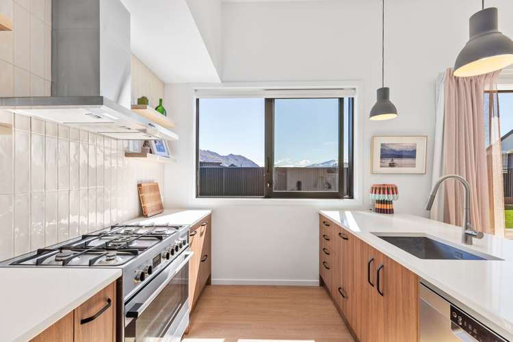 17 Buttercup Street Wanaka_4