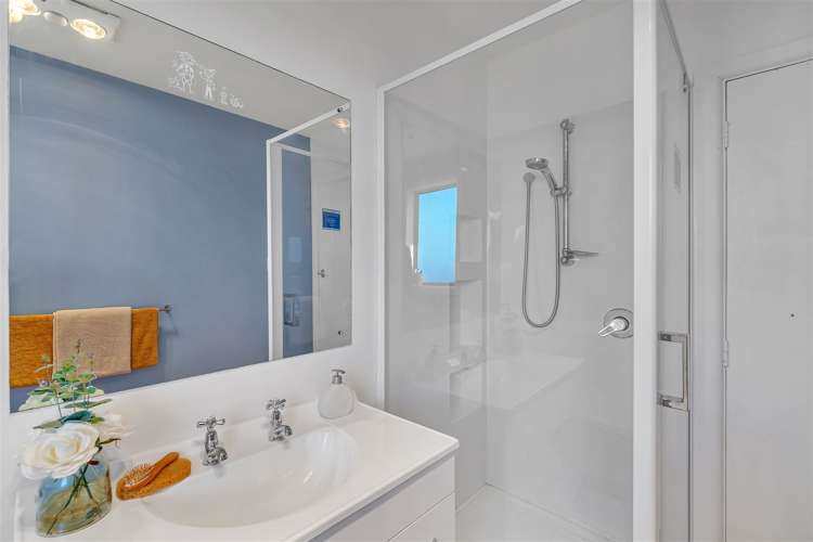 16 Dunedin Street Redwood_13