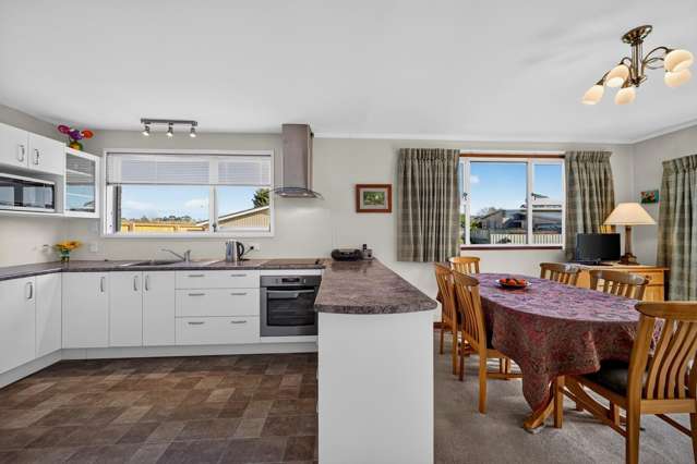 73 Crofton Road Harewood_1