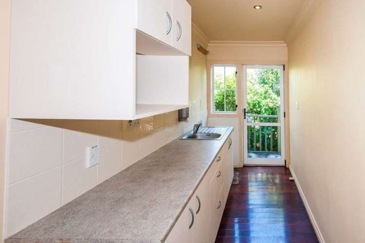 7a Cliff Road Torbay_19