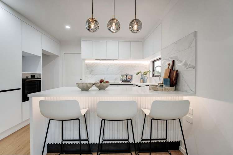 5 Pyatt Crescent St Johns_3