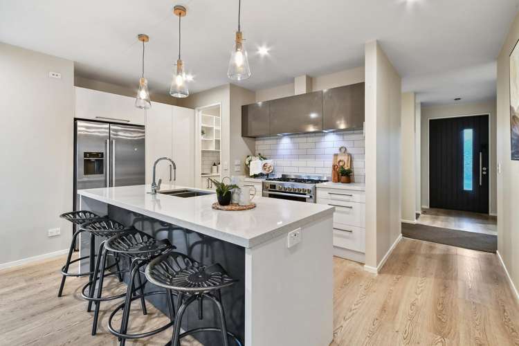 2 Parkgrove Crescent Pokeno_8