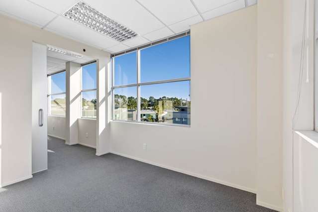 Unit 3/31 Apollo Drive Rosedale_4