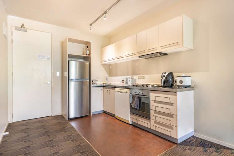 307/20 Hanson Street Mount Cook_2