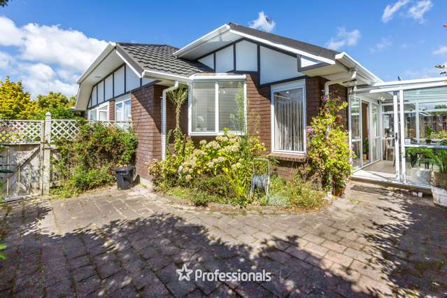 4a Comeskey Grove Elderslea_1