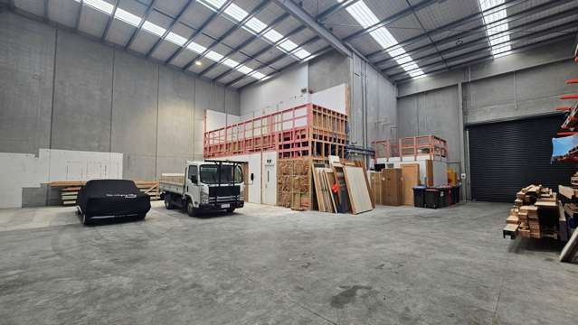 Unit 4/30 Foundry Road Silverdale_3