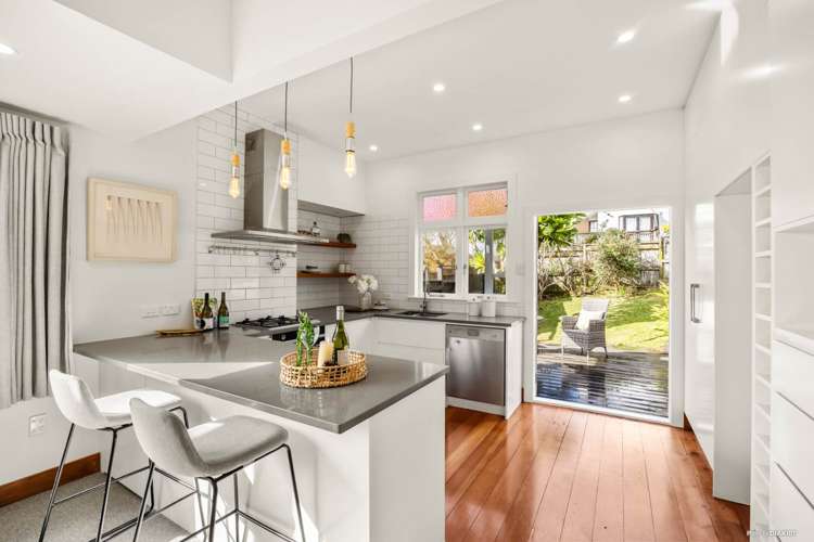 16 Aliford Avenue One Tree Hill_4