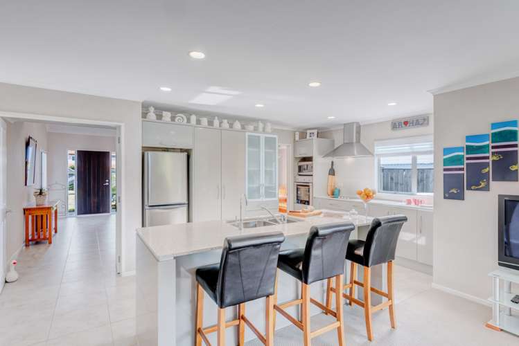 6 Mariner Lane Beachlands_4