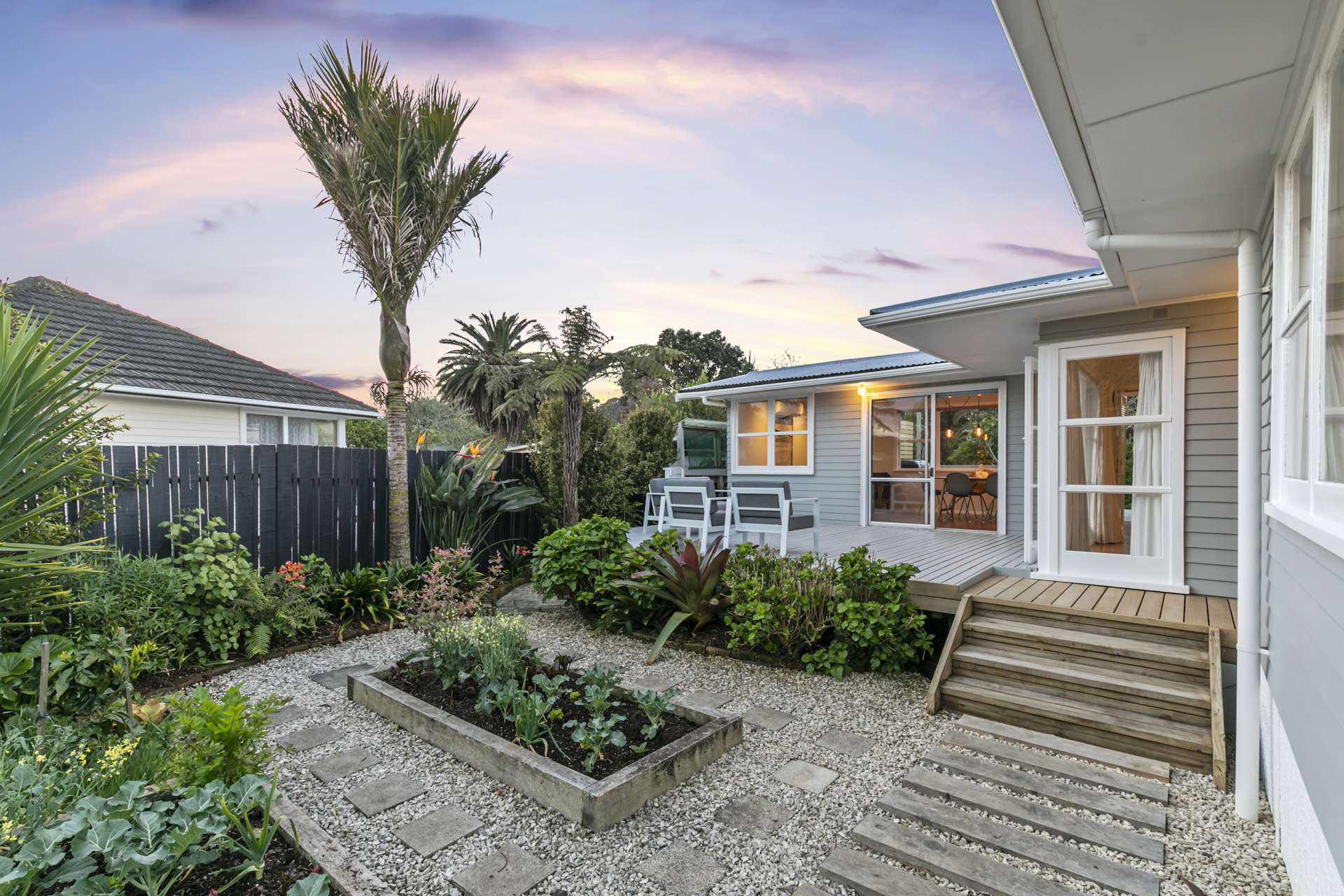 33 Crocombe Crescent Beach Haven_0