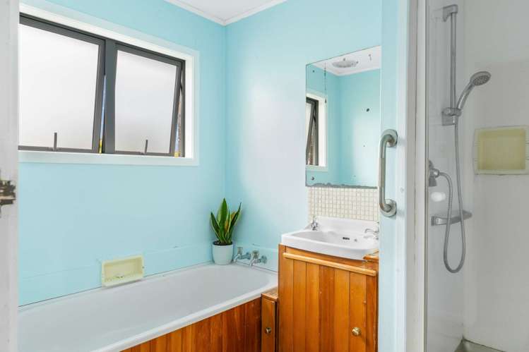 6 Donna Street Outer Kaiti_17