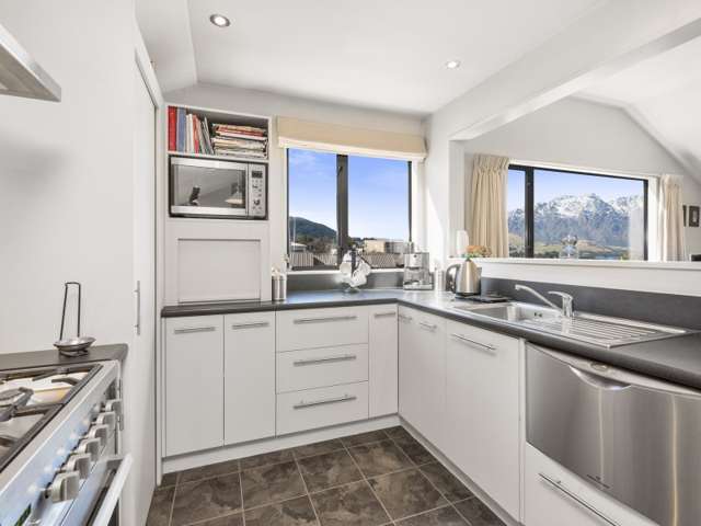 4 Aspen Grove Fernhill/Sunshine Bay_2