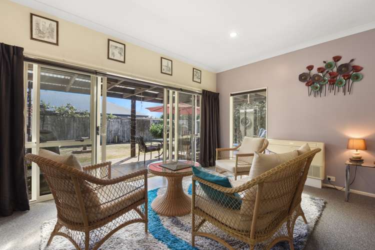 22 Hollybush Drive Brightwater_8