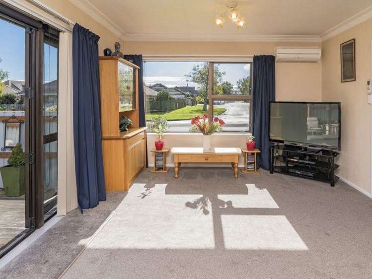 9 Aldinga Avenue Stoke_9