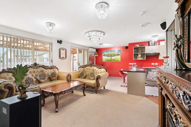 37 Woodbank Drive Glen Eden_1