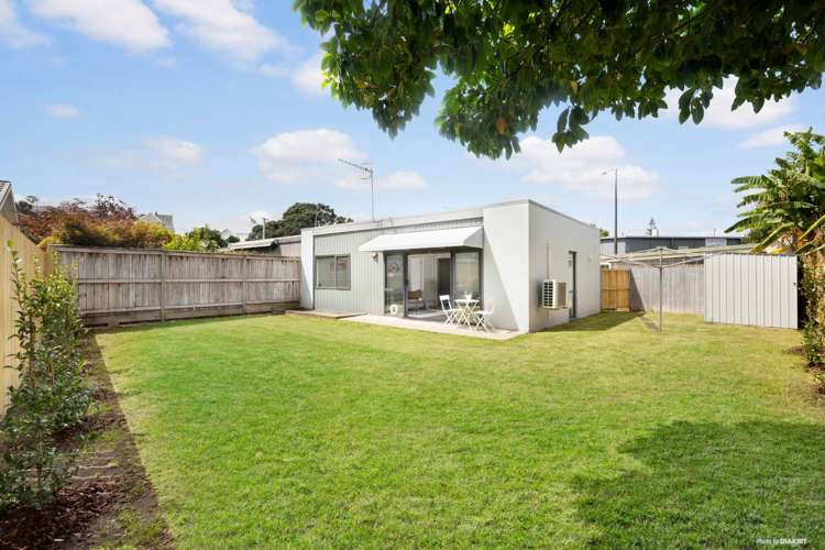 3/10 Robert Street Ellerslie_10