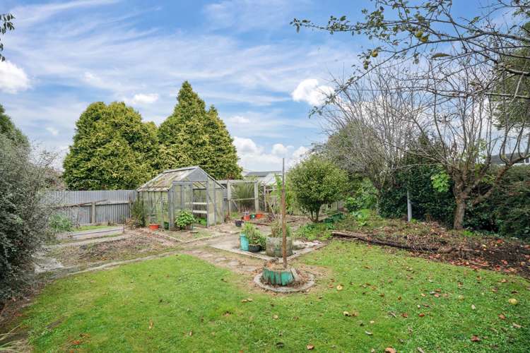 22 Glengarry Crescent Glengarry_21