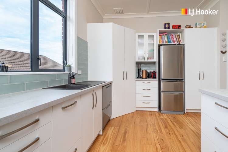 14 Kamura Street Tainui_12