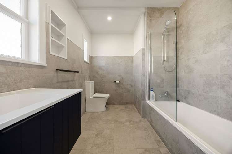 4 & 4A Mount View Road Melville_8